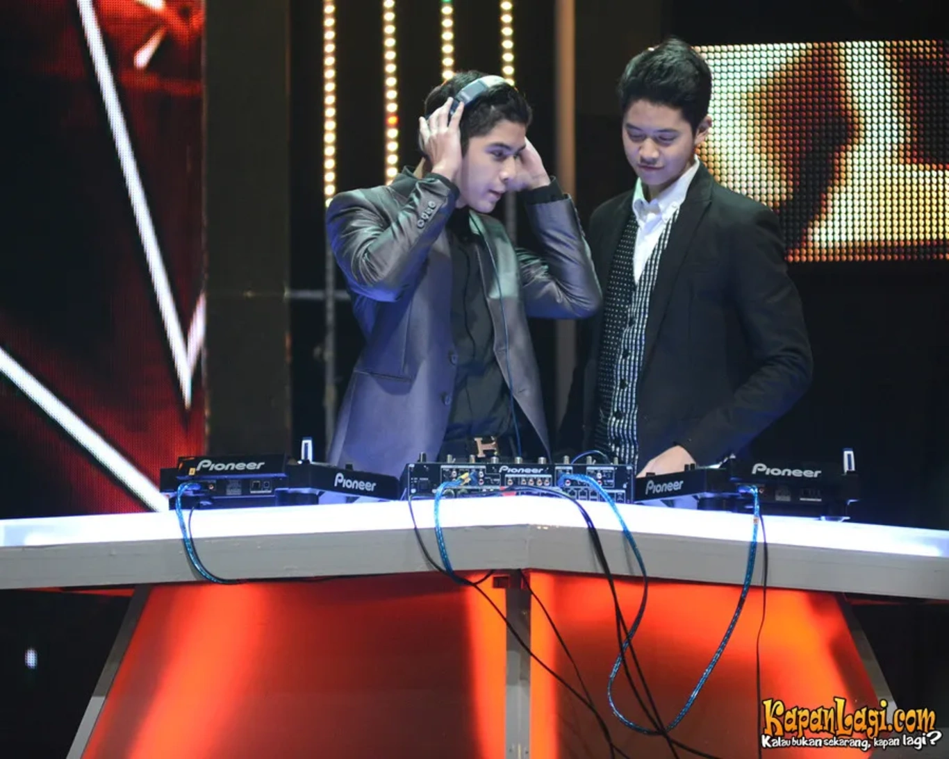 Jika Anda tidak melihat foto Tristan Juliano, kemungkinan karena foto dengan nomor tersebut tidak tersedia di Kapanlagi.com™