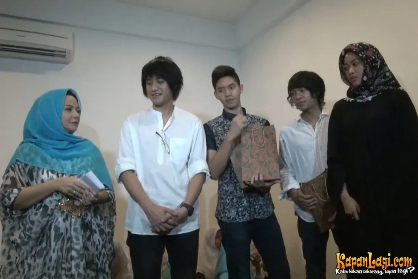 Jika Anda tidak melihat foto Tristan Juliano, kemungkinan karena foto dengan nomor tersebut tidak tersedia di Kapanlagi.com™