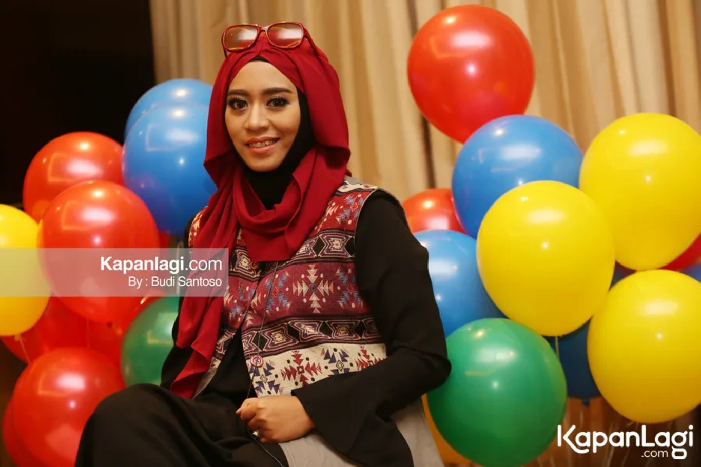 Jika Anda tidak melihat foto Vindy Harfrida, kemungkinan karena foto dengan nomor tersebut tidak tersedia di Kapanlagi.com™