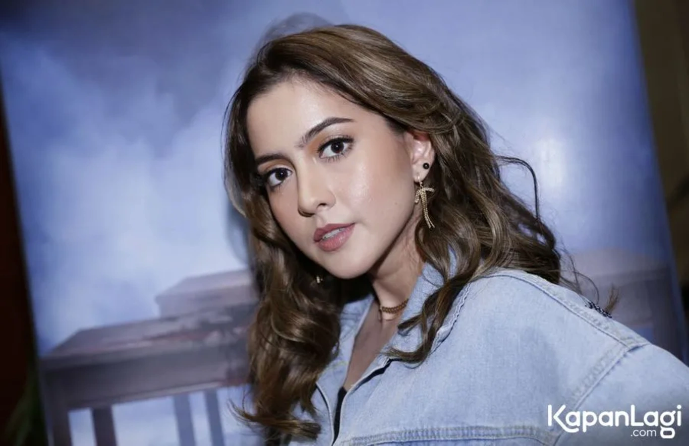 Jika Anda tidak melihat foto Wendy Wilson, kemungkinan karena foto dengan nomor tersebut tidak tersedia di Kapanlagi.com™