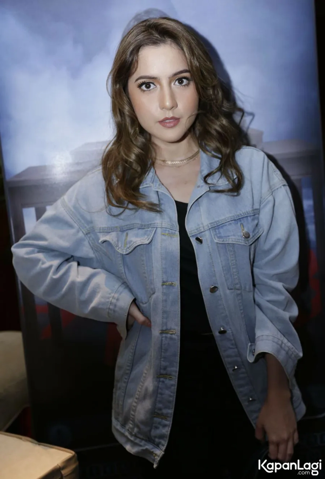 Jika Anda tidak melihat foto Wendy Wilson, kemungkinan karena foto dengan nomor tersebut tidak tersedia di Kapanlagi.com™