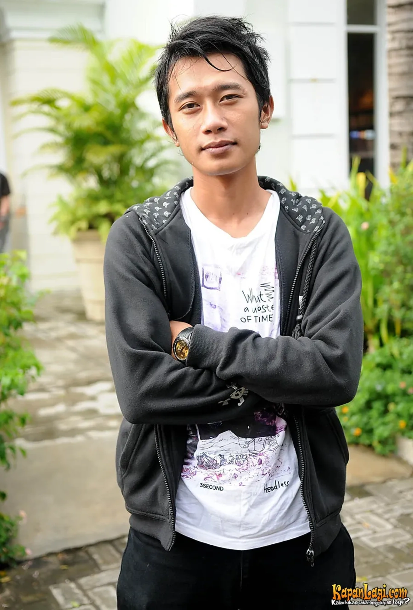 Jika Anda tidak melihat foto Yadi Bachman, kemungkinan karena foto dengan nomor tersebut tidak tersedia di Kapanlagi.com™