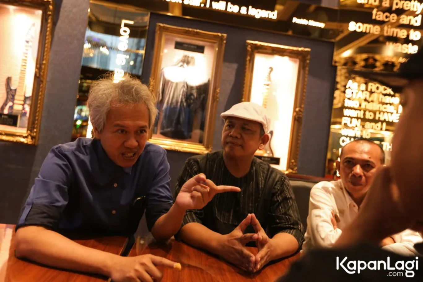 Jika Anda tidak melihat foto Yani Danuwijaya Indonesia 6, kemungkinan karena foto dengan nomor tersebut tidak tersedia di Kapanlagi.com™