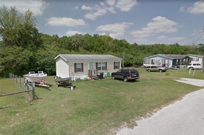 Exterior photo for 4517 Lower Meadow Rd Mulberry fl 33860