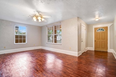 Interior 1 photo for 718 Sanford Ave Sanford fl 32771