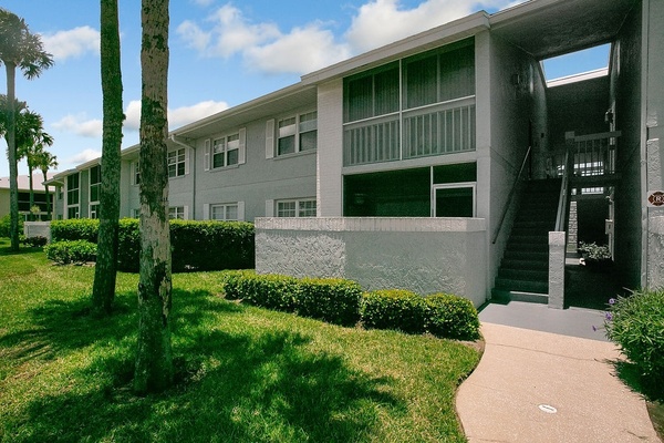 Exterior photo for 969  Sonesta Ave NE Unit 206 Palm Bay fl 32905