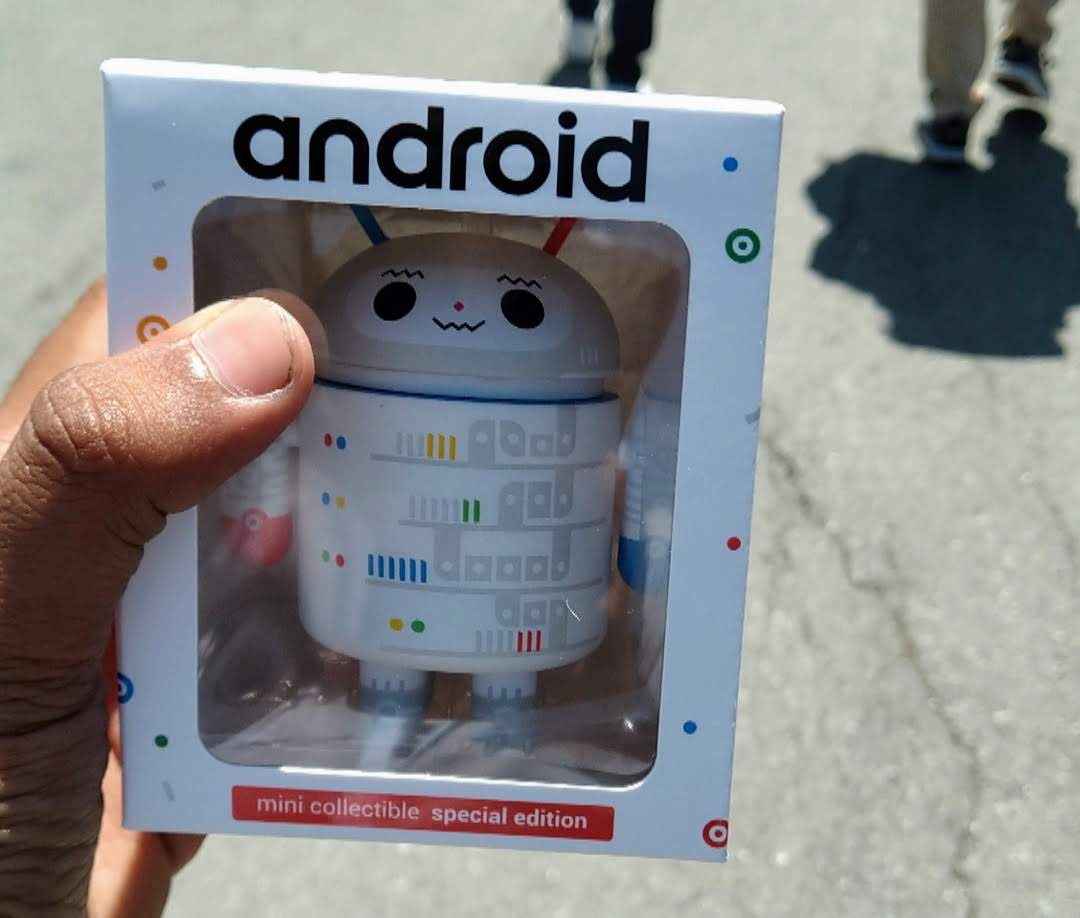 android figurine.jpg