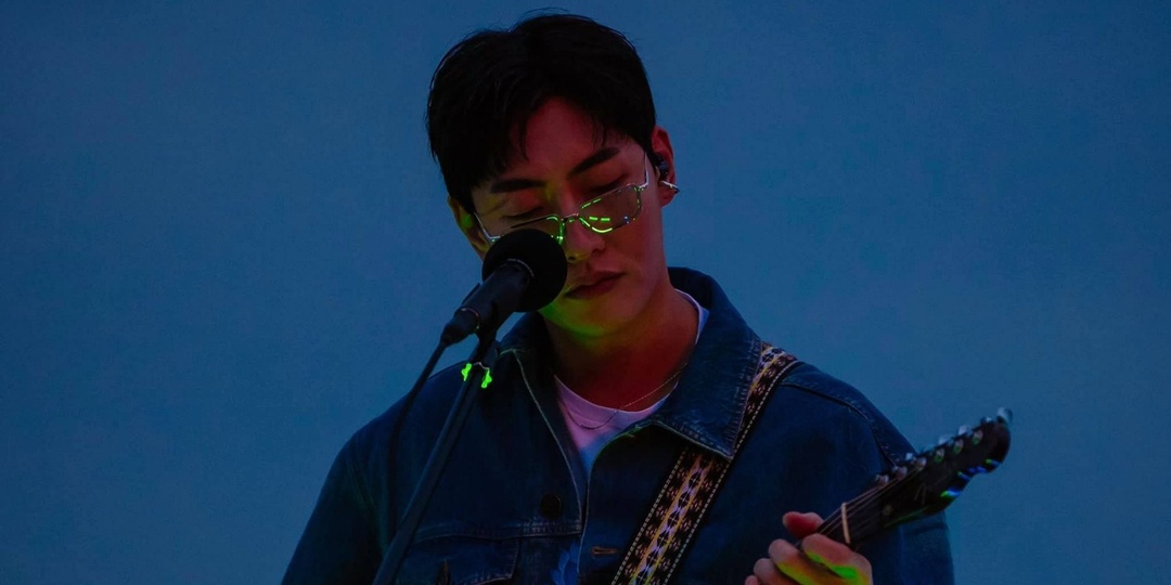 Korean singer-songwriter SHAUN returns with two brand-new singles under the ‘#0055b7’ project — listen