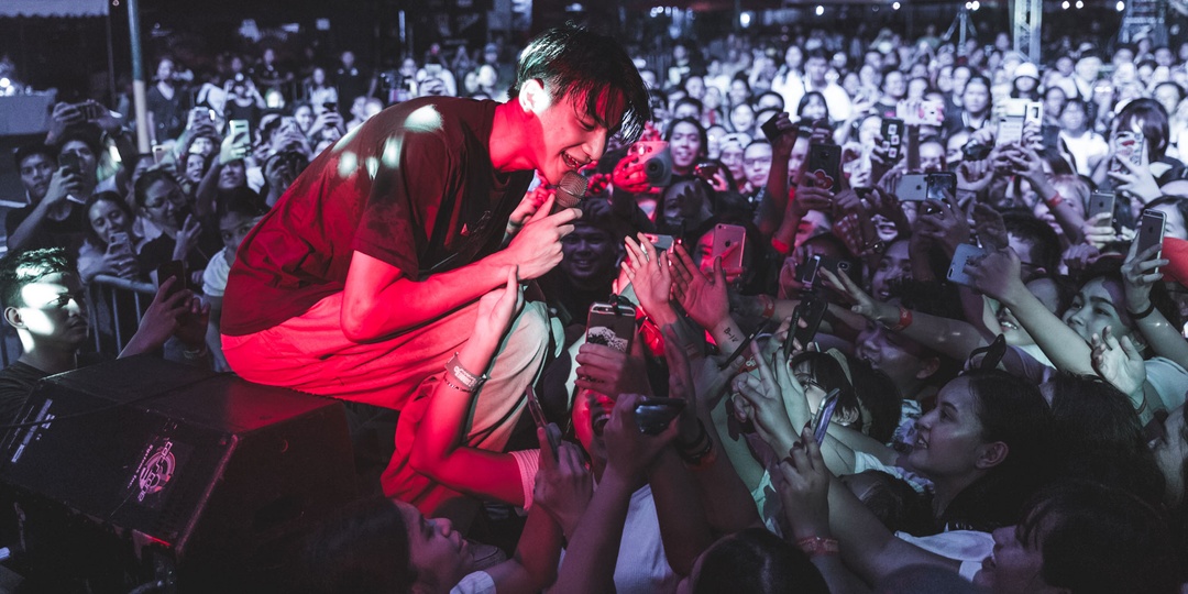 Phum Viphurit announces US & Canada Tour