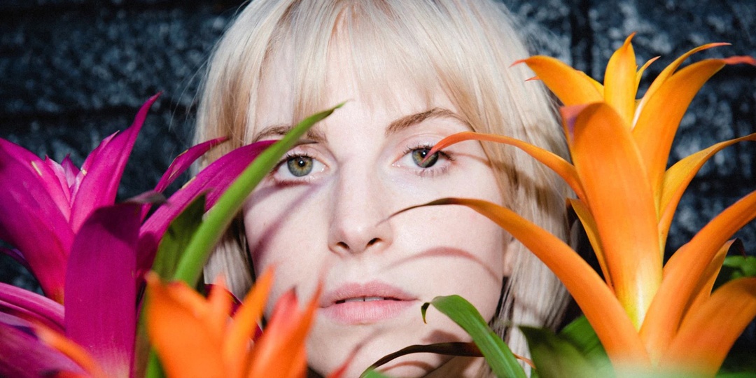 Hayley Williams shares fan footage of Paramore's 2018 Manila concert to get us through these 'Hard Times' – watch