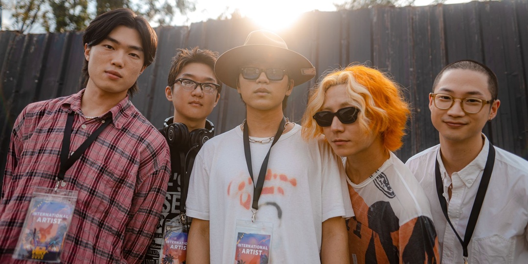 Wave to Earth on their brand of music, favourite song to perform at VERY Festival, and what's next in 2023