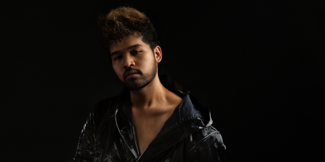 “I'm at the point where I have absolutely no shame in what I'm singing about”: An interview with Joshua Simon