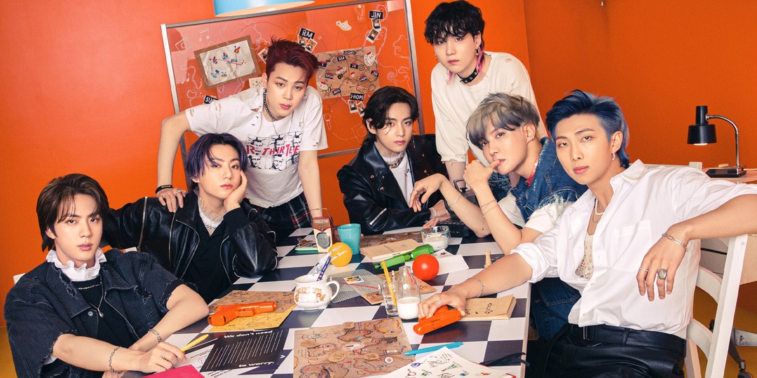 Shinhan Card partners with Weverse to launch special edition BTS credit cards
