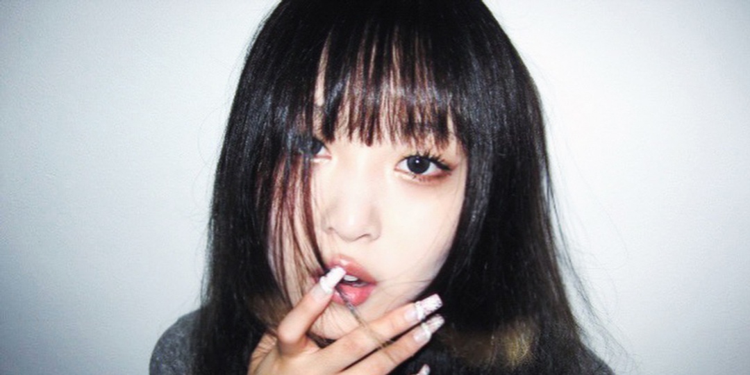 The kawaii hip-hop of Korean Sad Girl singer/rapper Effie bubbles in new single '코카콜라(coca-cola)' — watch