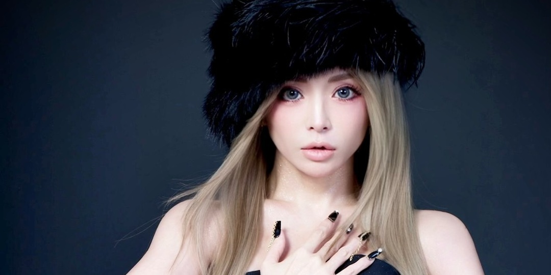 ayumi hamasaki celebrates 27 years with new single 'mimosa', theme song for 'Second to Last Love' season 3