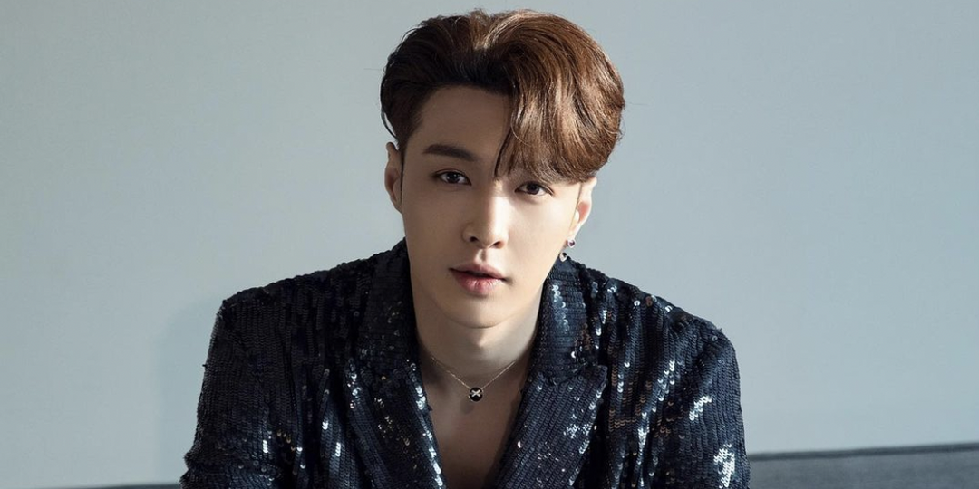 LAY reminisces the last decade with his single '酒 (JIU)', after announcing exit from SM Entertainment