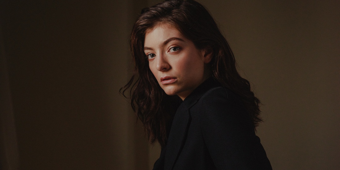 Lorde teases new upcoming project 'Solar Power'
