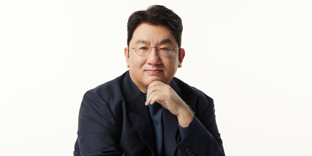 HYBE Chairman Bang Si-hyuk referred to prosecutors over alleged fraudulent trading