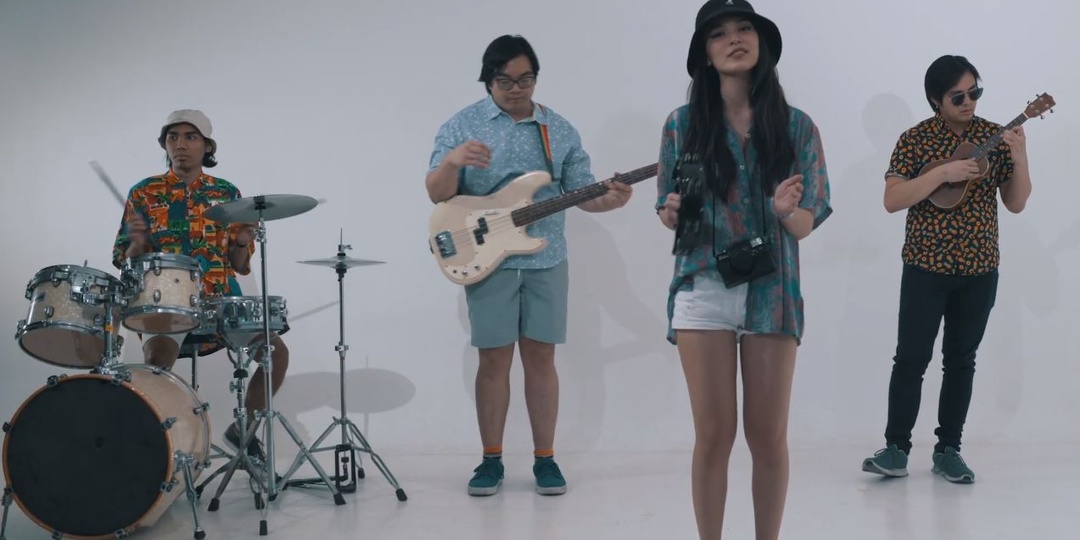 Garage Morning show off their fun side with 'Steps' music video – watch
