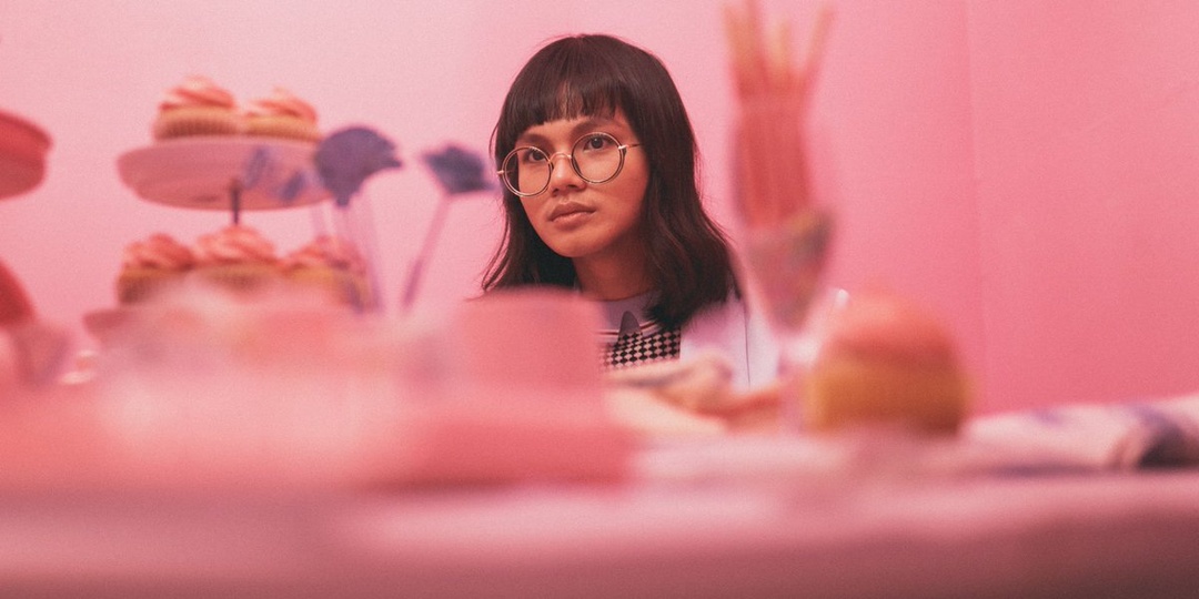 Step into a tea party with Unique in his new 360° music video for 'Bukod Tangi' – watch