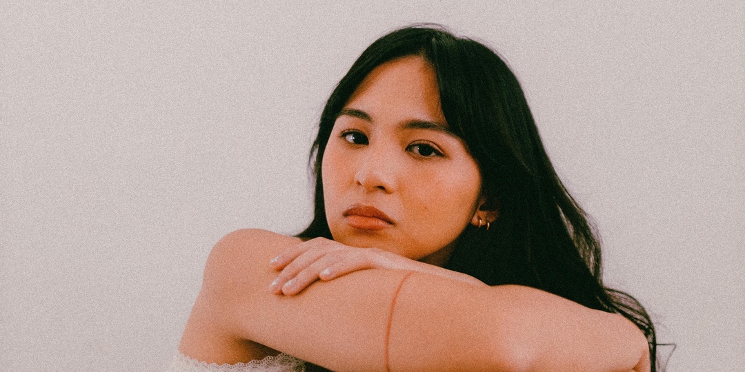 Clara Benin to kick off 'befriending my tears' album tour this December