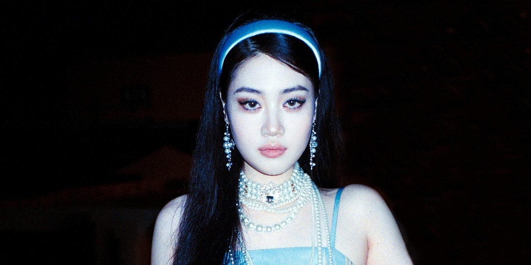 Asia Spotlight: DeVita talks bringing life to her sophomore EP 'American Gothic' 