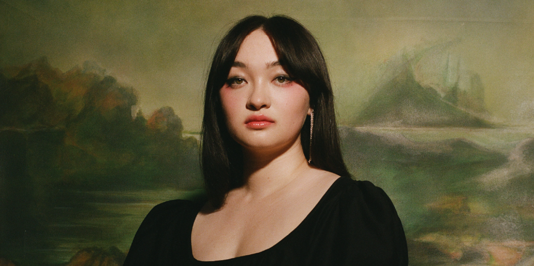 mxmtoon shares new single 'mona lisa,' drops North American tour dates