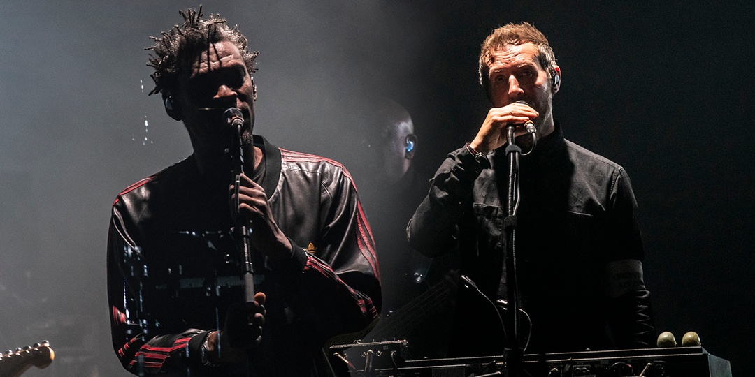 Massive Attack banned from Singapore after displaying Palestine flag at concert