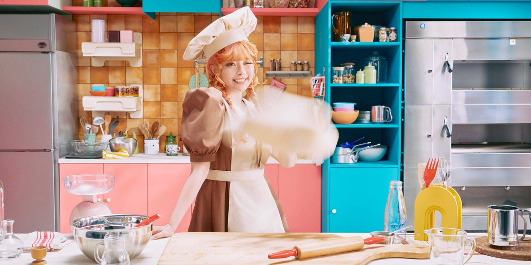 Kyary Pamyu Pamyu nods to ‘PONPONPON’ with a bread-making adventure in ‘Pang Pang Pang’ — watch