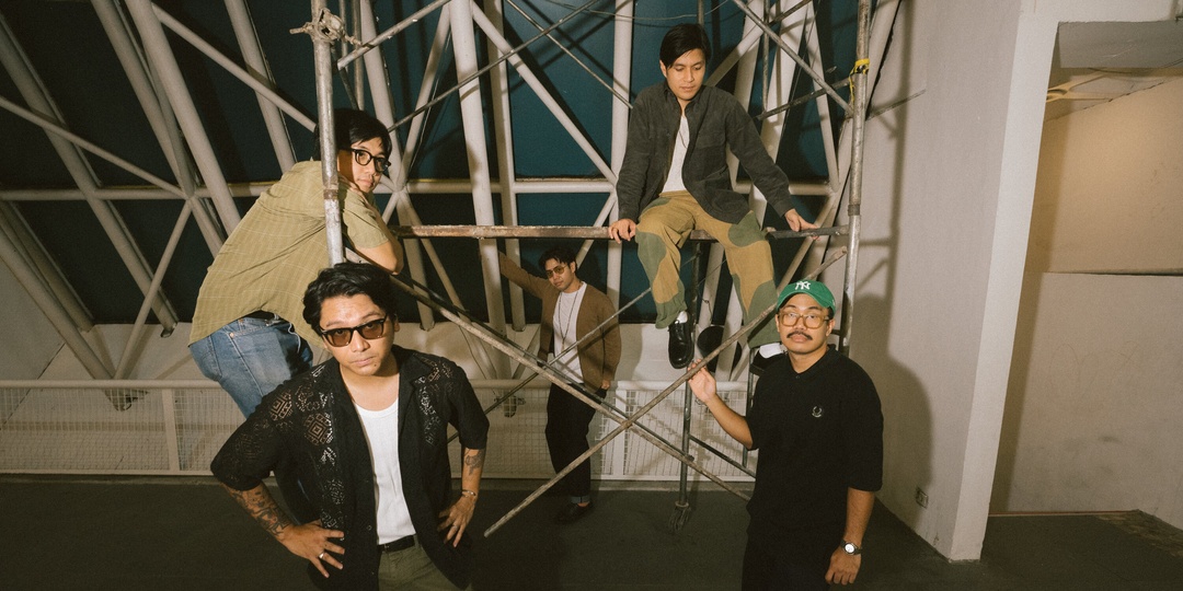 SOS return with 'Roses', to release new EP 'It Was A Moment' this September — listen