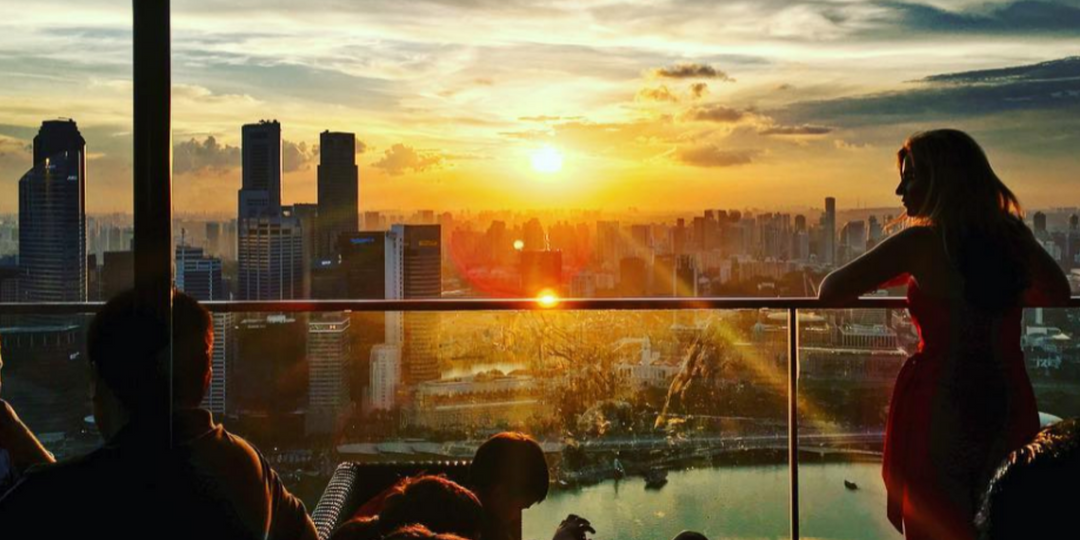 Enjoy the sunset everyday at CÉ LA VI's Sunset Sessions