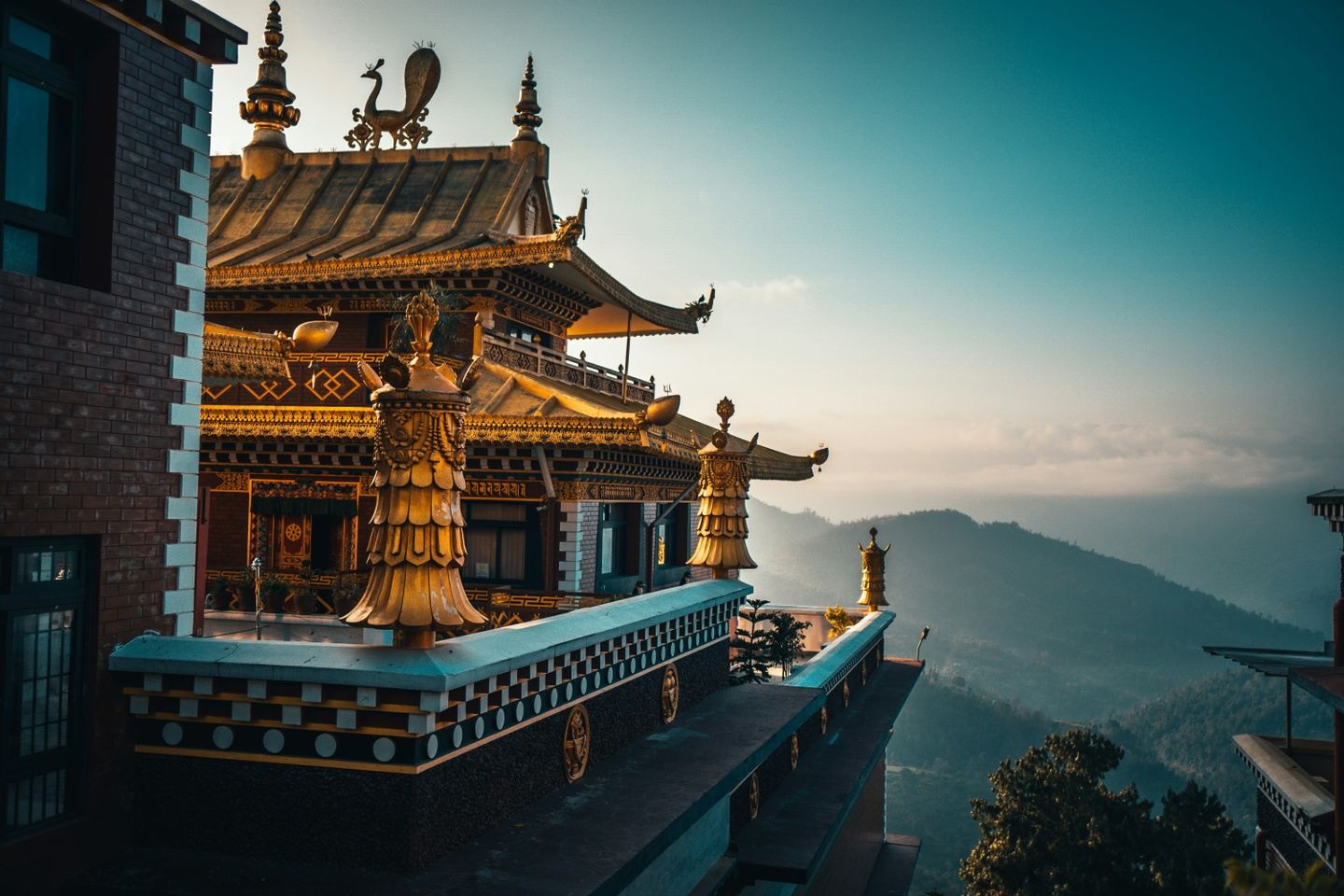 Everest & Tibet Overland - Chengdu to Kathmandu