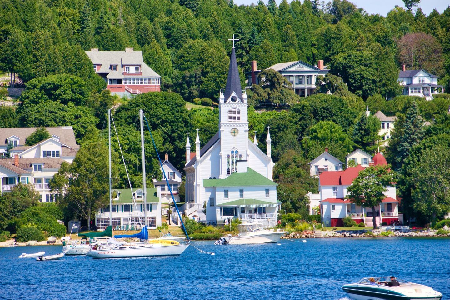 MACKINAC ISLAND & NORTHERN MICHIGAN