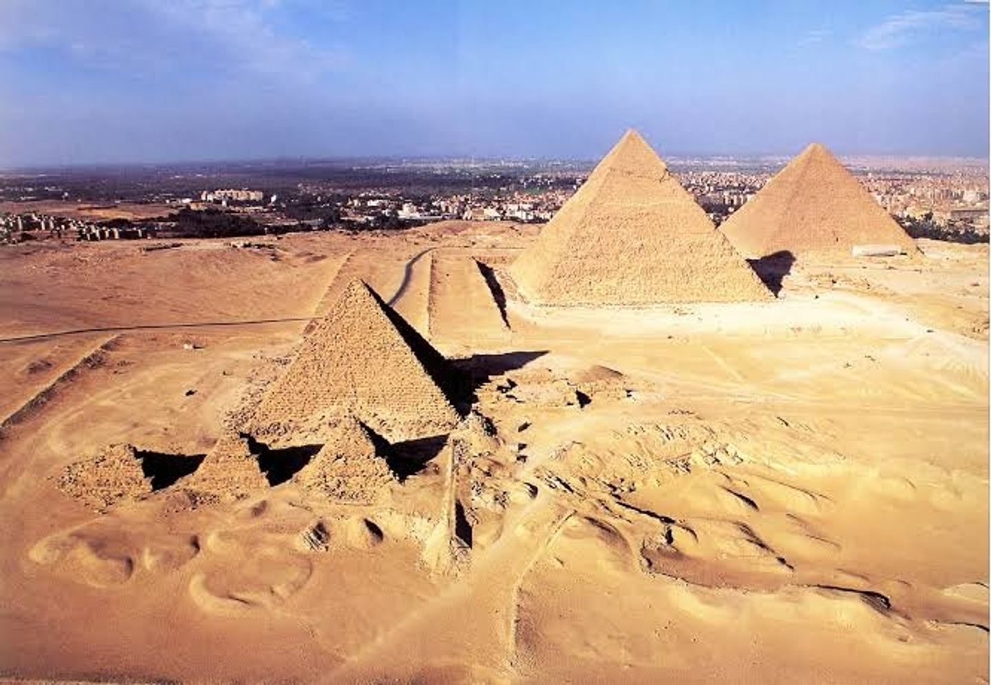 From Alexandria Port: Giza Pyramids & National Museum Tour