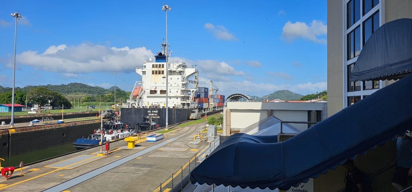 From Riu - Old Quarter, Culebra Nature Center & Panama Canal Imax