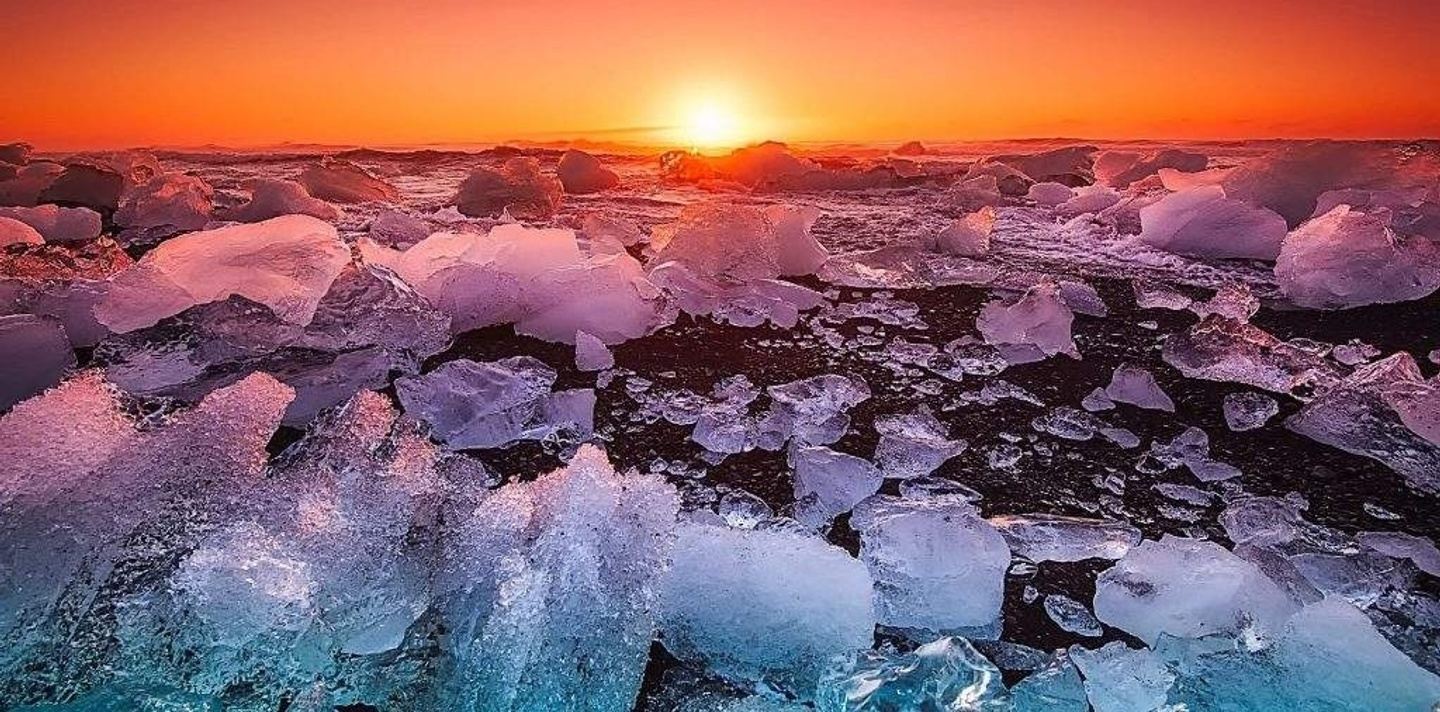 Women Who Explore - Winter Wonderland  & Northern Lights