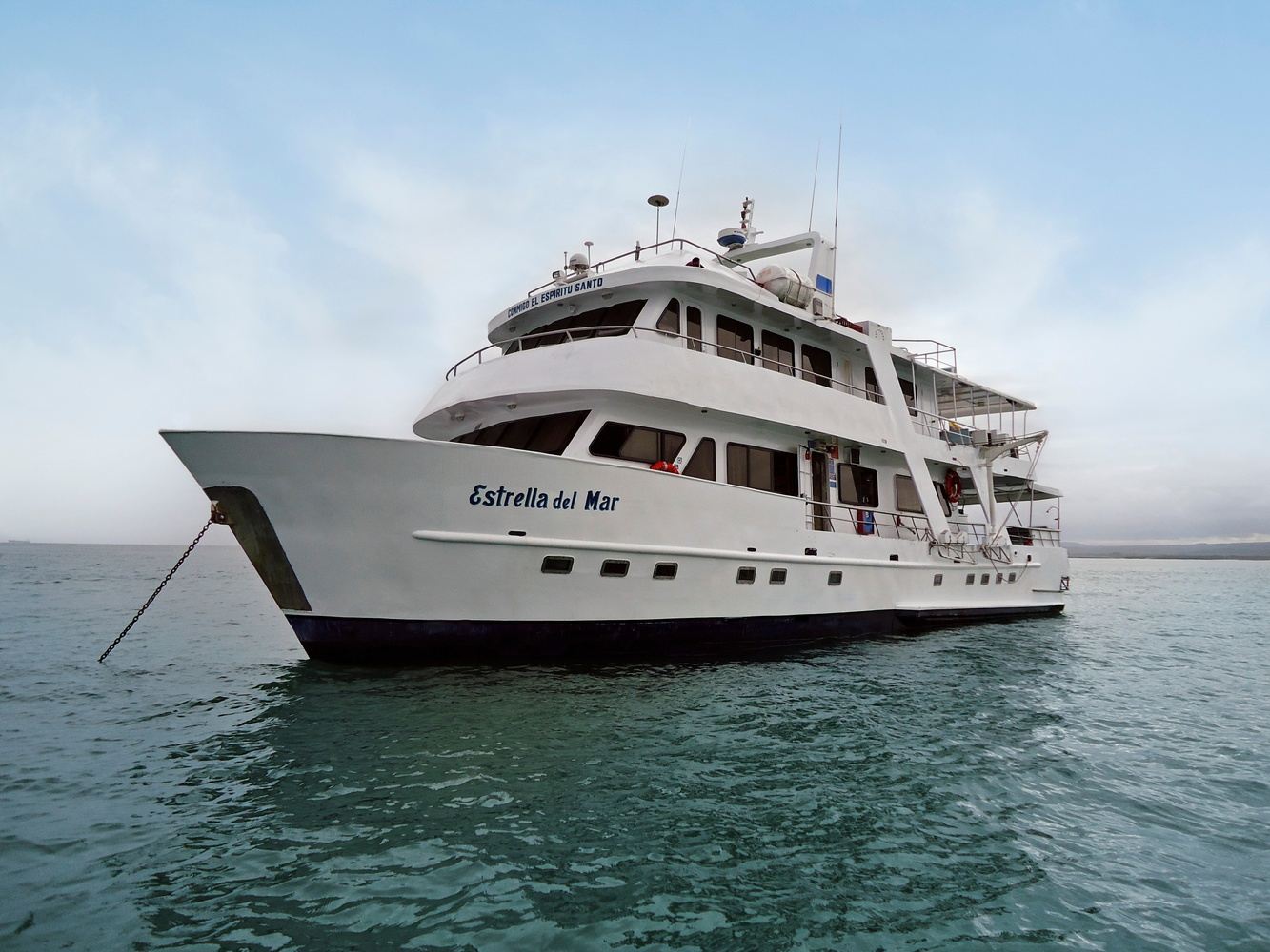 ESTRELLA DE MAR: CRUISE + AIRLINE TICKET