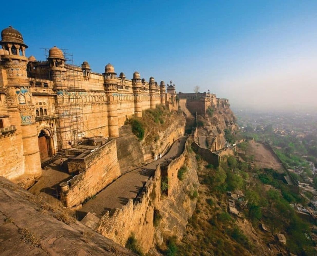Fort & Palaces of Mughals & Rajputs