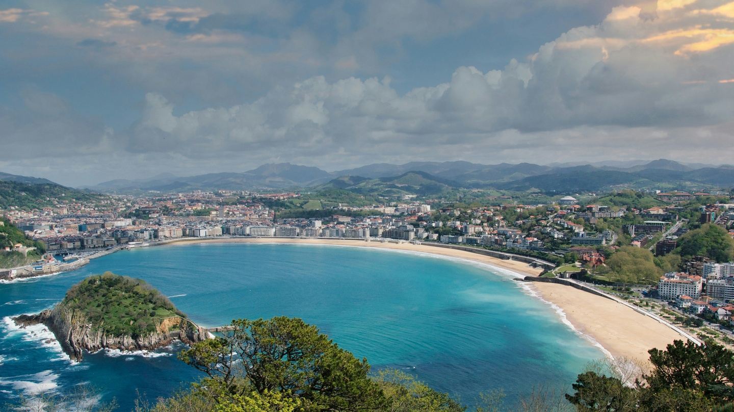 Stunning San Sebastián & La Rioja June Trip