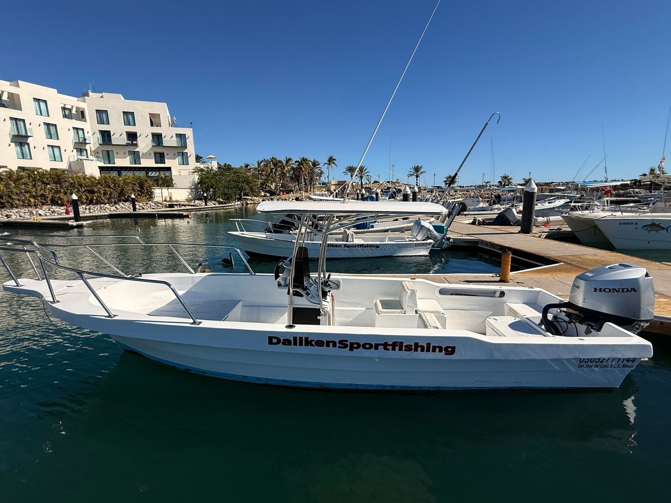 26 ft Super Panga – Ban Diaz (with toilet)
