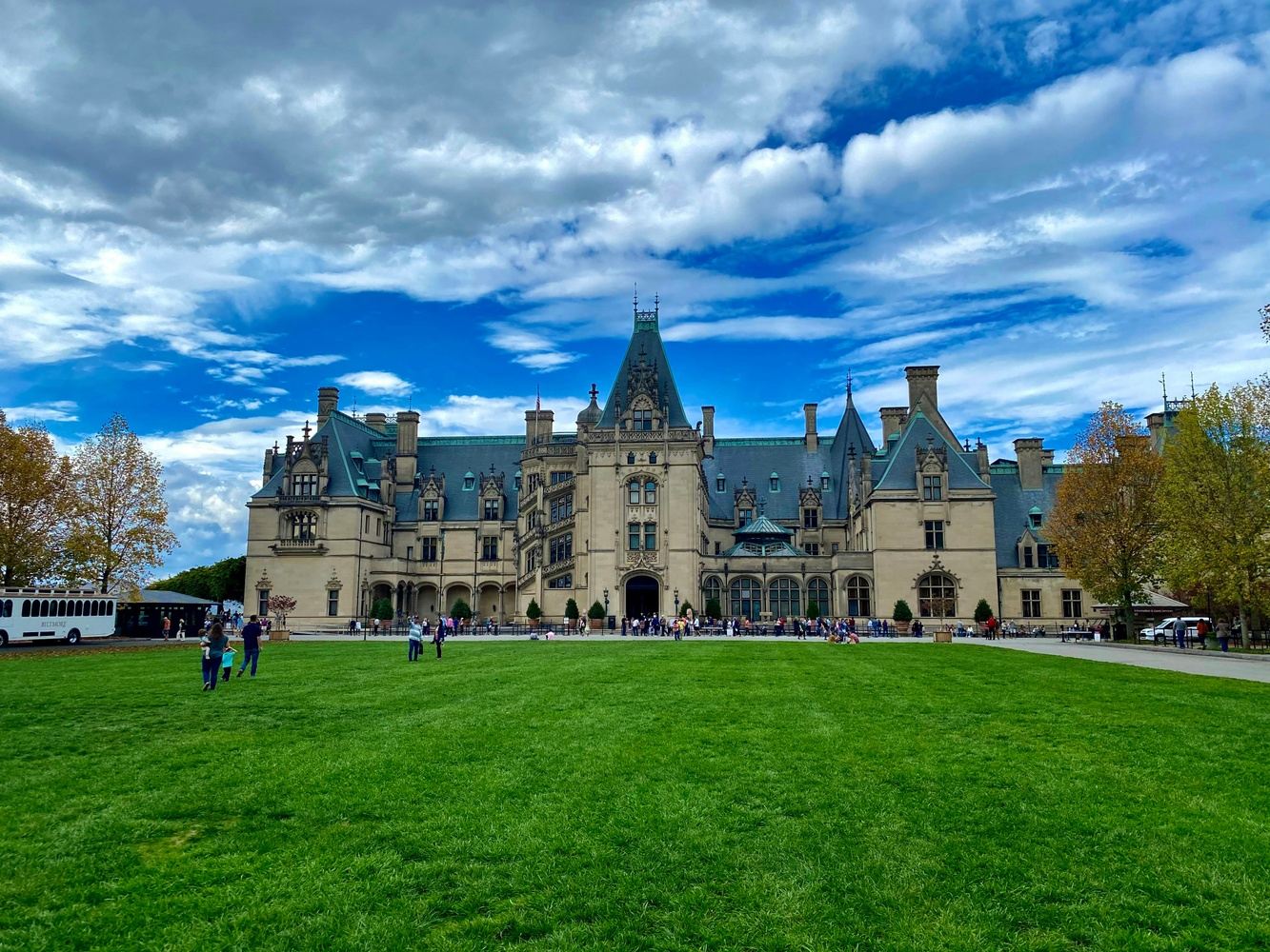 Visit The Biltmore Estate & Blue Ridge Mountains