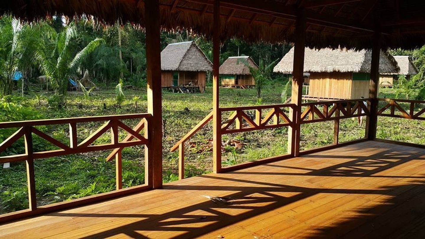 Wild Wonders: Peru Amazon Natives - Macaw clay - Lake 4 Days