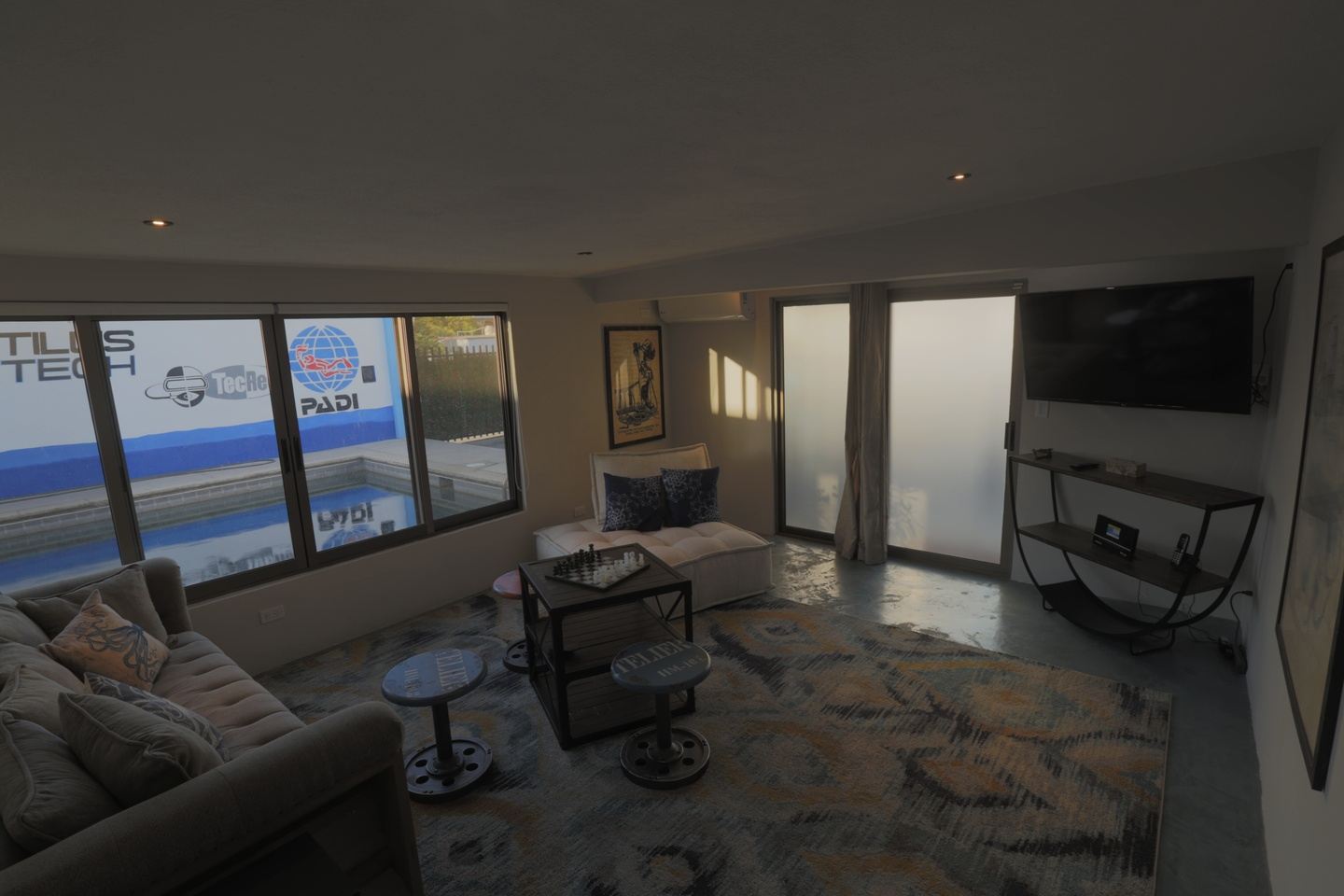 NAUTILUS GETAWAYS