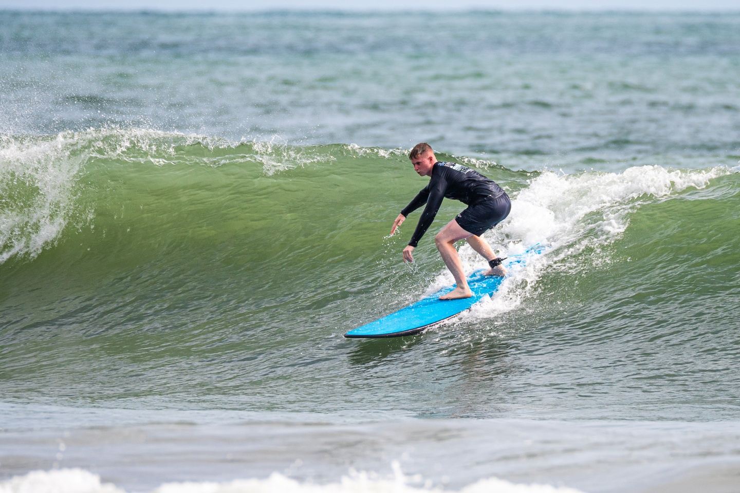 GROUP - SURF LESSON