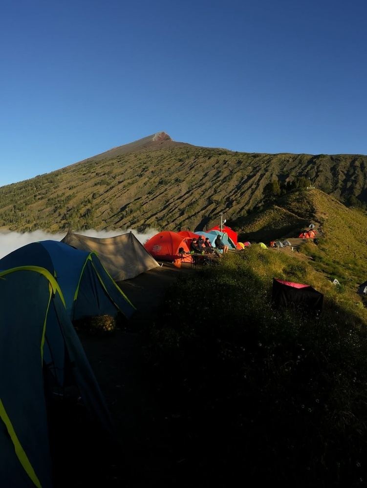 Mt. Rinjani 4 Days Sembalun To Torean