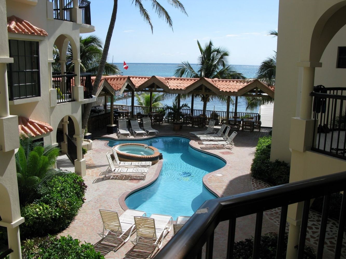 Belize, Ambergris Caye Nov 2026