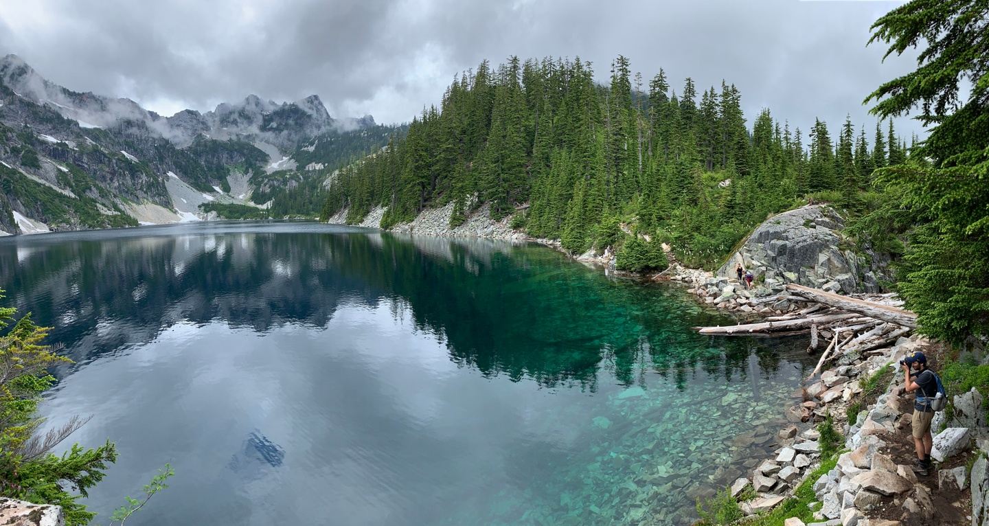 Trail to Canvas: Painting Autumn with Artist Talha Baig @Snow Lake