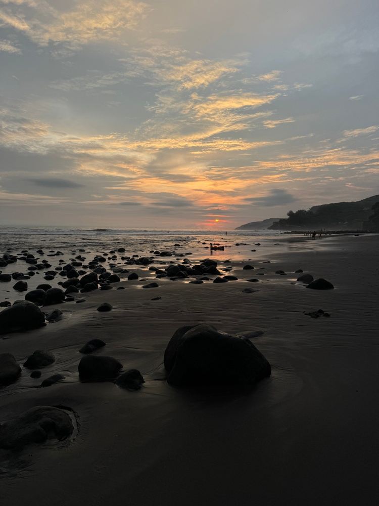 El Salvador Surf + Yoga Retreat