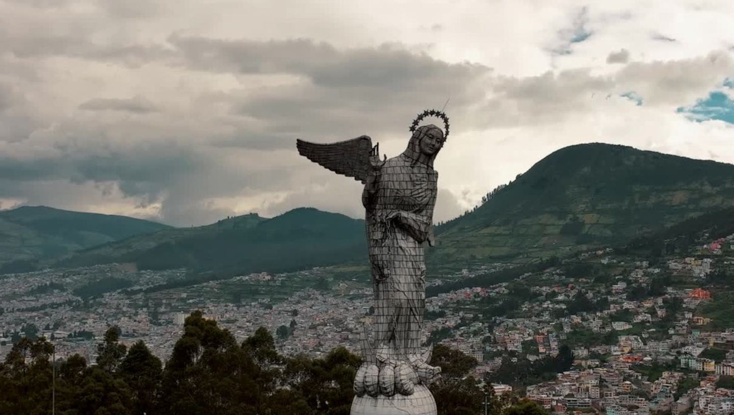Ecuador 4 Worlds Tour
