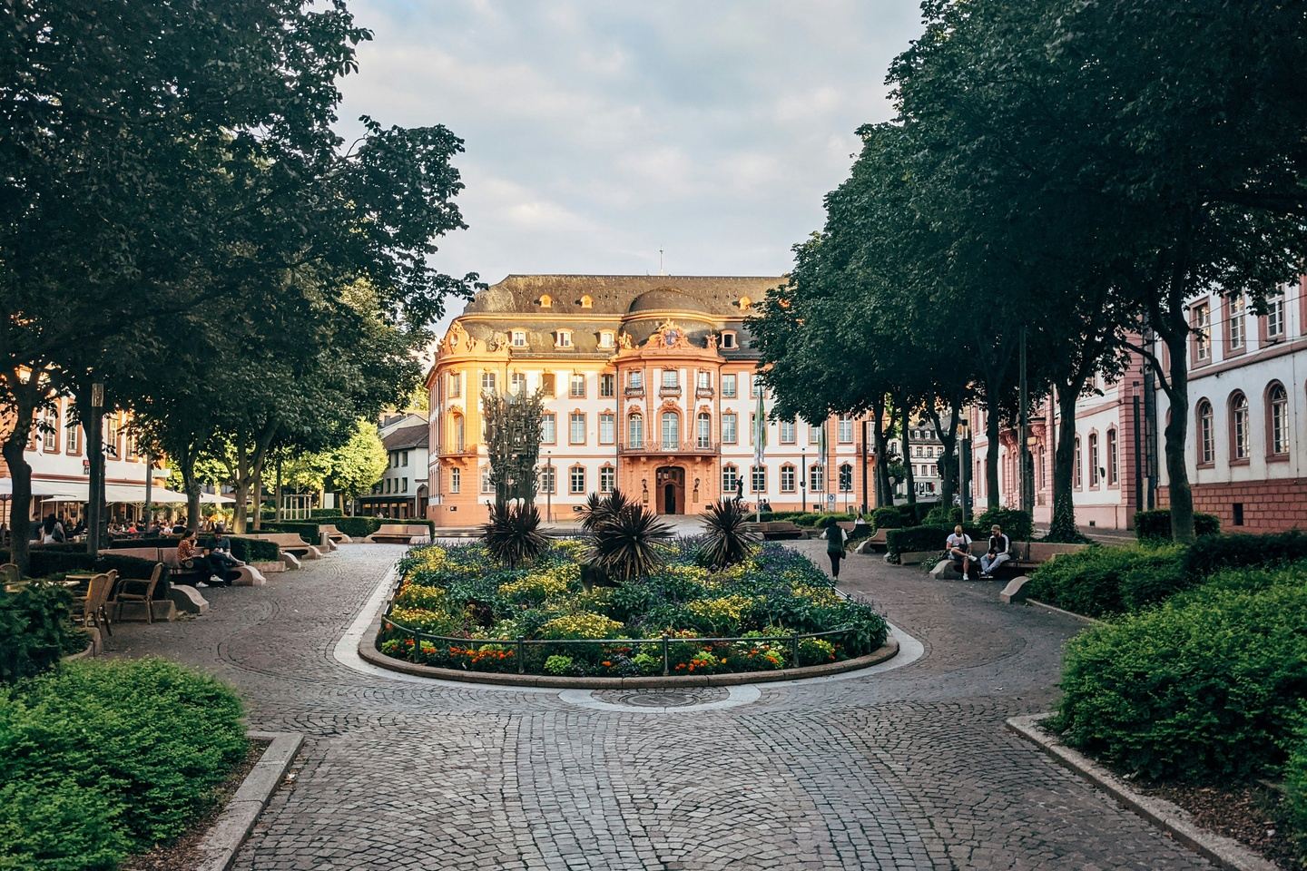 Düsseldorf Pre-Cruise Adventure